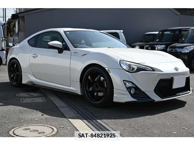 Toyota 86 2015-06 7796587-10