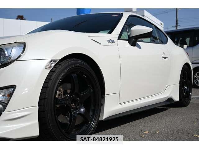 Toyota 86 2015-06 7796587-18