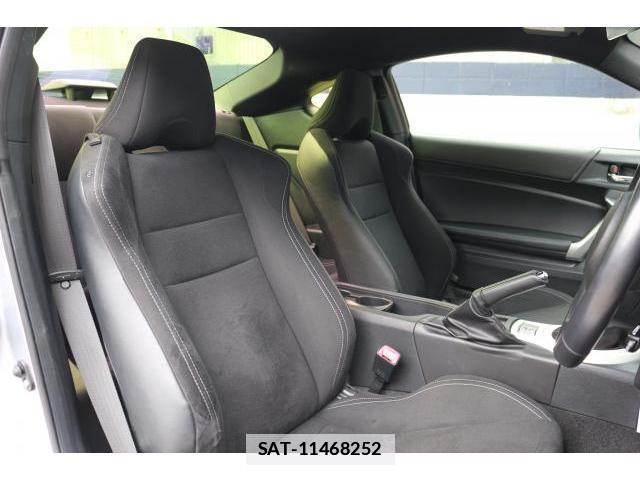 Toyota 86 2018-08 7797734-9
