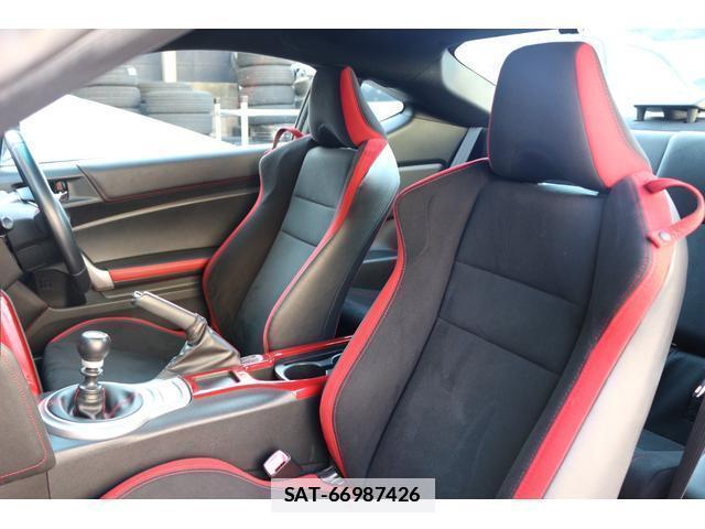 Toyota 86 2016-11 7797756-12