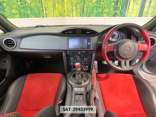 Toyota 86 2013-11 7799448-1