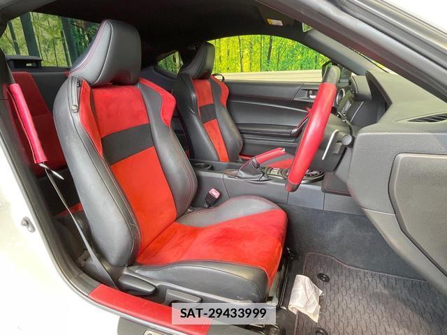 Toyota 86 2013-11 7799448-8