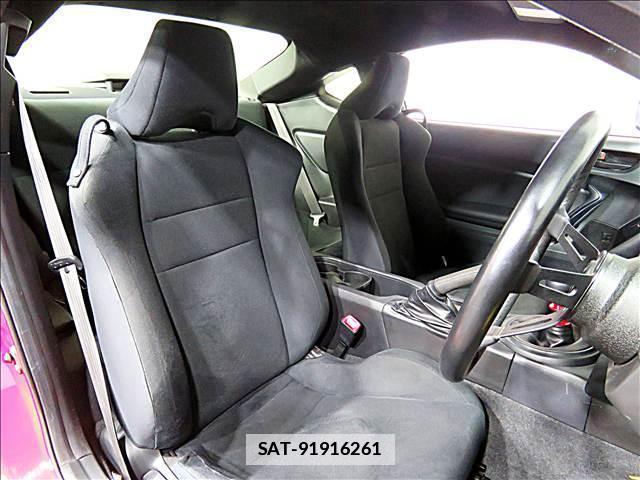 Toyota 86 2019-04 7802839-11
