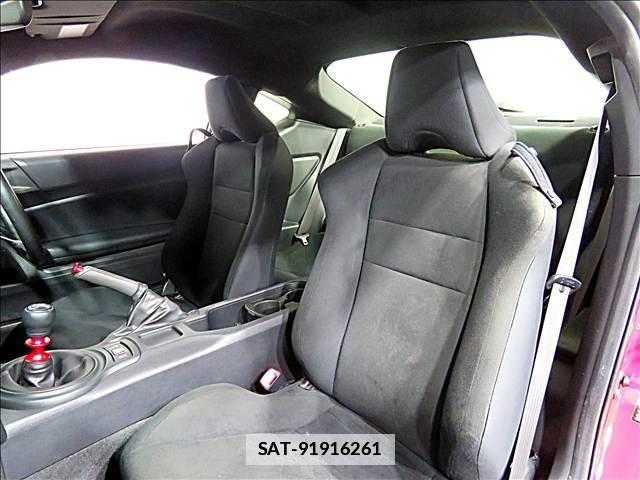 Toyota 86 2019-04 7802839-13