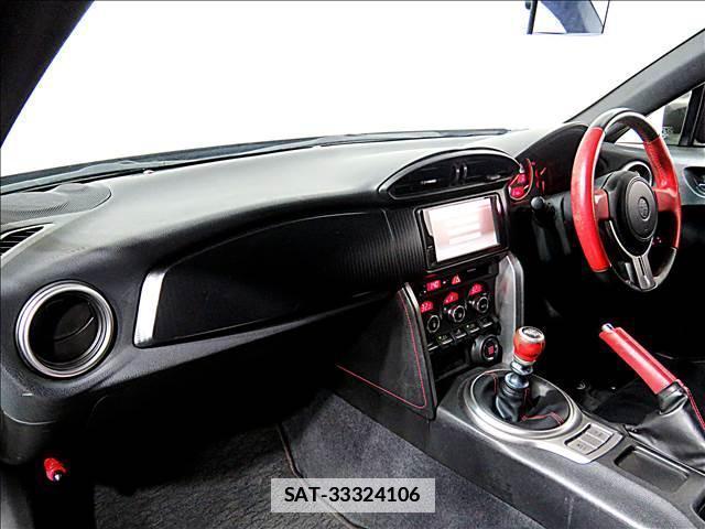 Toyota 86 2012-06 7802843-12