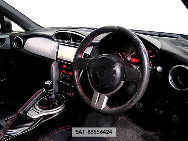 Toyota 86 2014-06 7802848-10