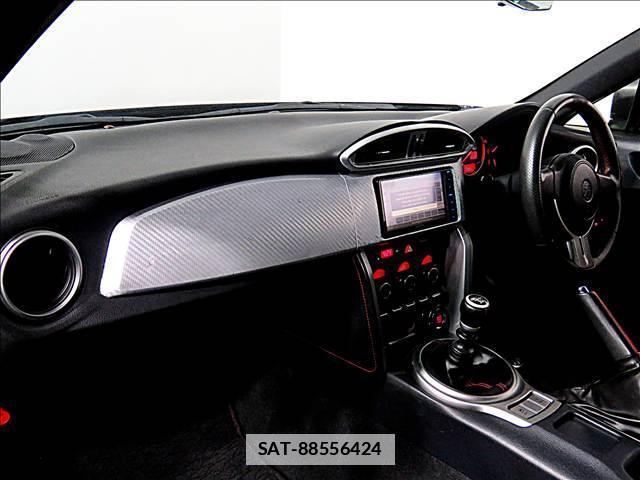 Toyota 86 2014-06 7802848-12