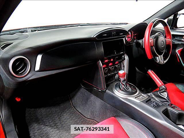 Toyota 86 2013-03 7802882-12
