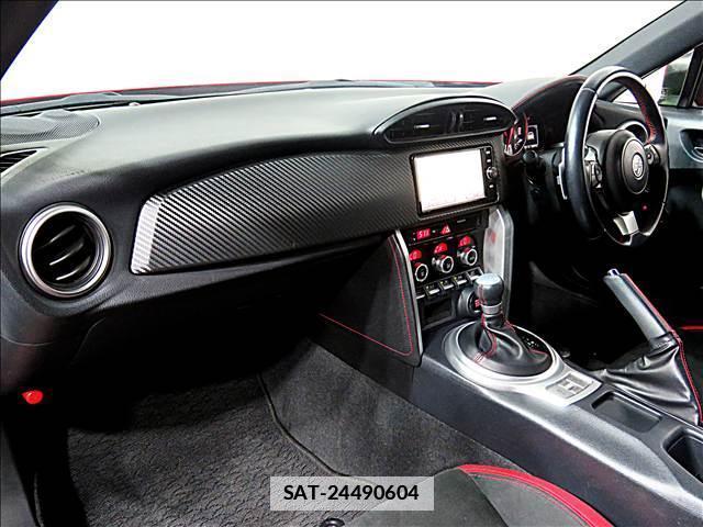Toyota 86 2017-05 7802884-12