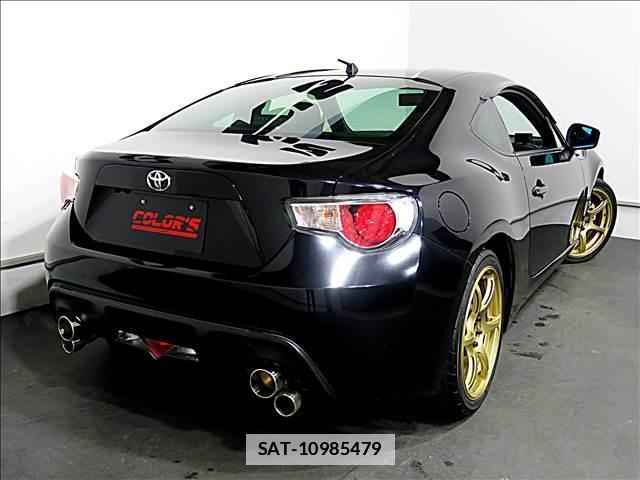 Toyota 86 2012-08 7802885-1