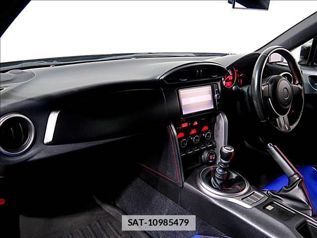 Toyota 86 2012-08 7802885-18