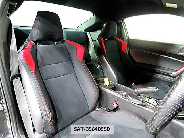 Toyota 86 2012-06 7802887-11