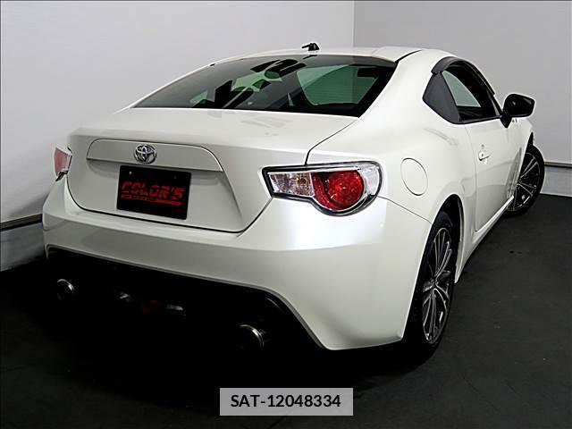 Toyota 86 2012-10 7802889-1