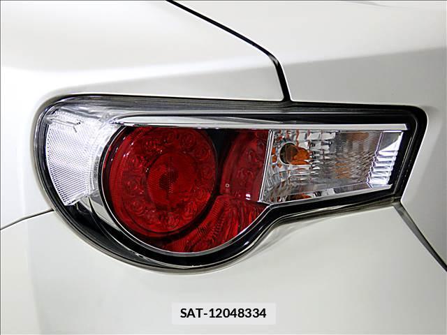 Toyota 86 2012-10 7802889-17