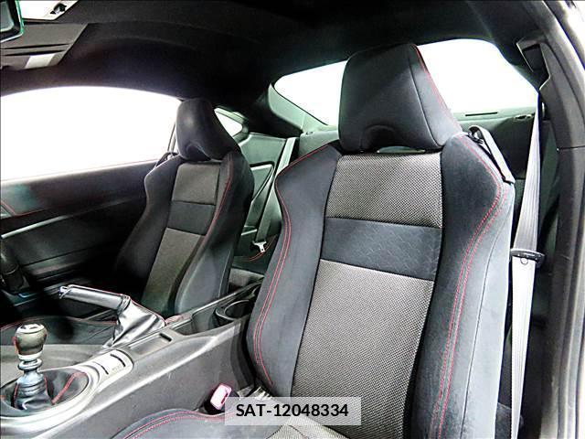 Toyota 86 2012-10 7802889-6