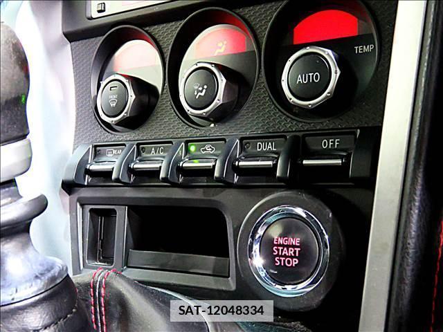 Toyota 86 2012-10 7802889-9