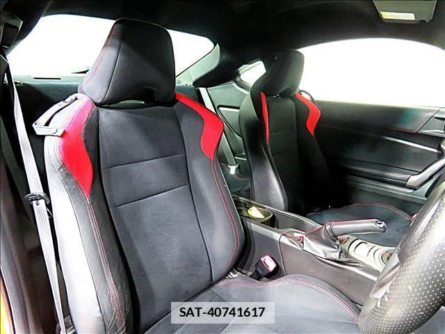 Toyota 86 2014-07 7802892-11