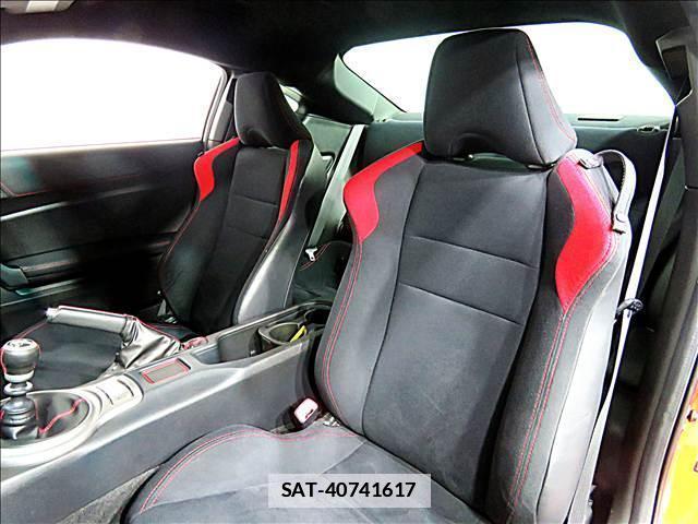 Toyota 86 2014-07 7802892-13