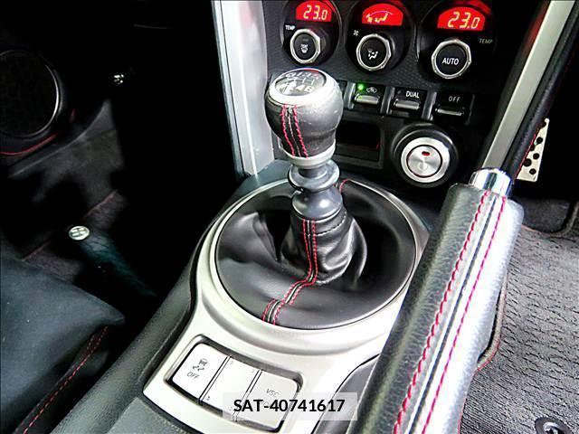 Toyota 86 2014-07 7802892-17