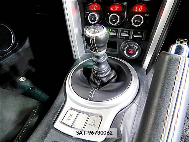 Toyota 86 2017-01 7802895-17