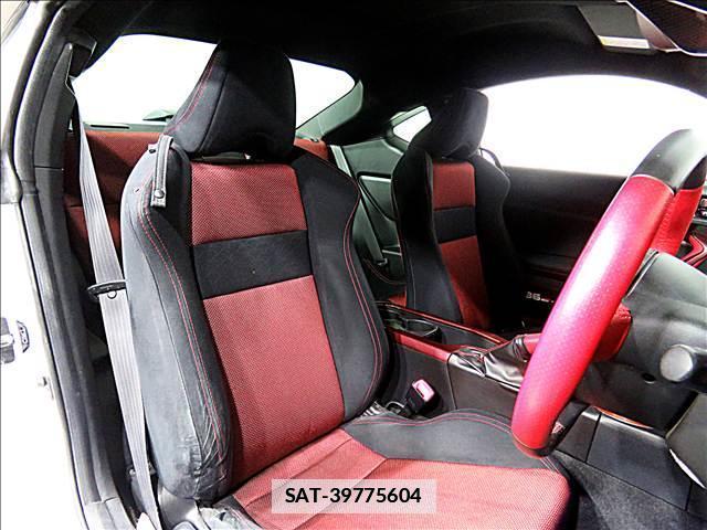 Toyota 86 2014-07 7802896-5