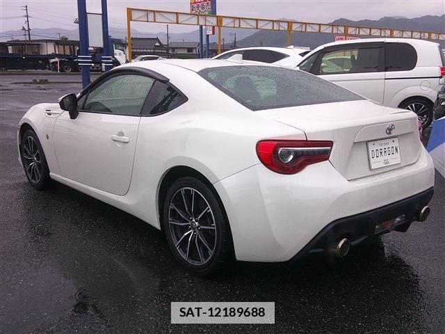 Toyota 86 2018-04 7802945-7