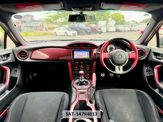 Toyota 86 2013-03 7803429-7