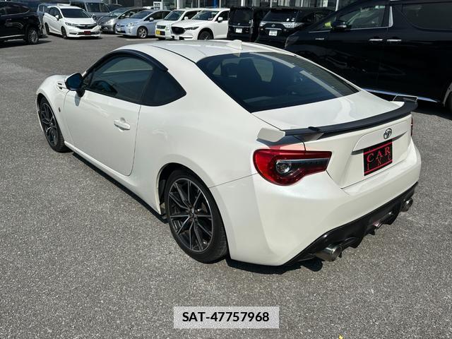 Toyota 86 2017-02 7803503-7