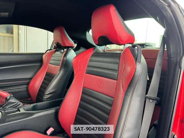 Toyota 86 2012-11 7803677-12
