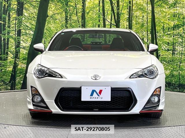 Toyota 86 2012-10 7804507-13