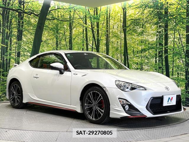 Toyota 86 2012-10 7804507-15