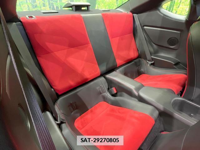Toyota 86 2012-10 7804507-8