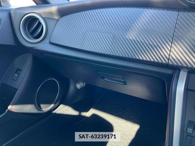Toyota 86 2015-09 7805143-19