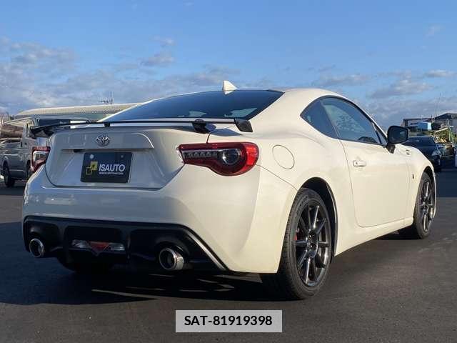 Toyota 86 2020-08 7809261-1