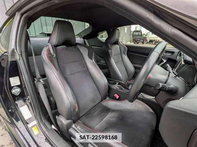 Toyota 86 2013-06 7809903-5