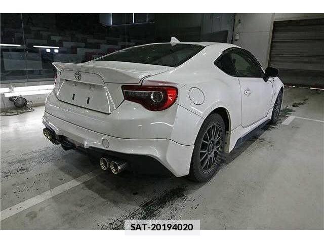 Toyota 86 2019-12 7810970-1
