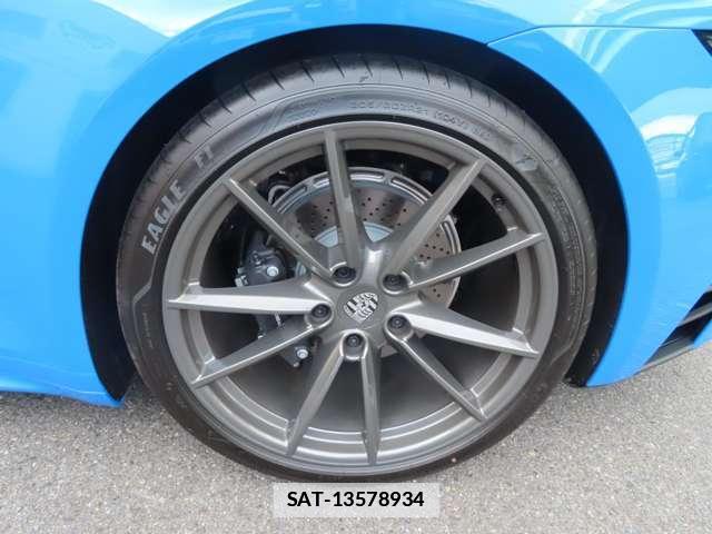 Porsche 911 2023-09 7794652-16