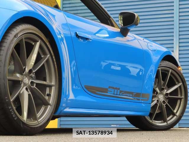 Porsche 911 2023-09 7794652-18