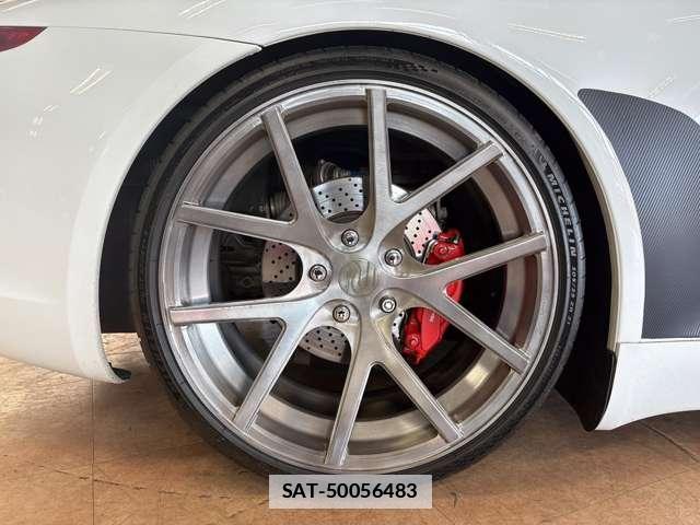 Porsche 911 2013-02 7796652-12