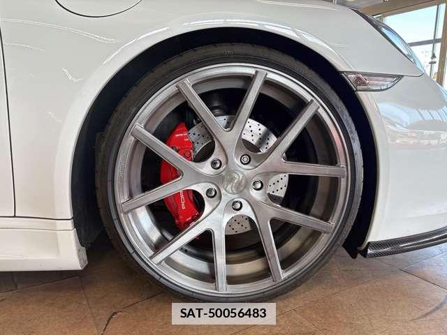 Porsche 911 2013-02 7796652-13