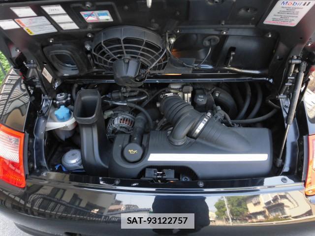 Porsche 911 2005-01 7796991-7