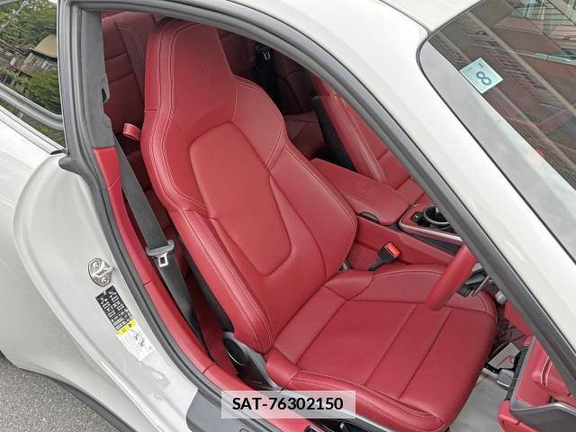 Porsche 911 2023-08 7797014-5