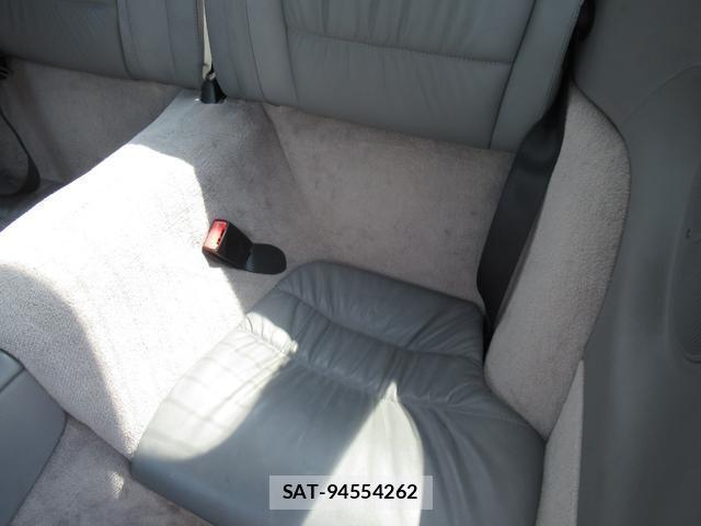 Porsche 911 1998-10 7798205-6