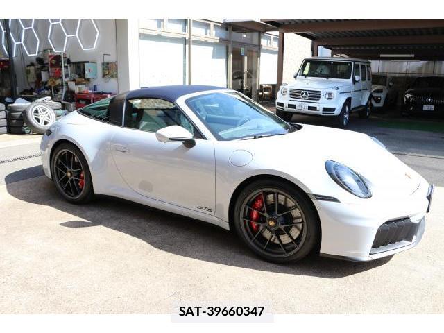 Porsche 911 2026-04 7799742-3
