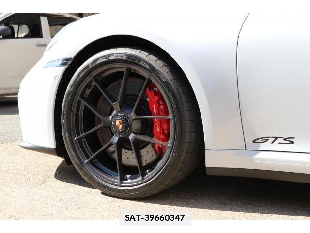 Porsche 911 2026-04 7799742-8