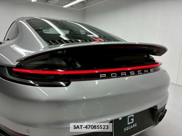 Porsche 911 2021-04 7802455-14