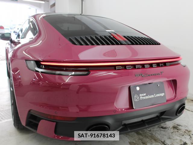 Porsche 911 2023 7802529-11