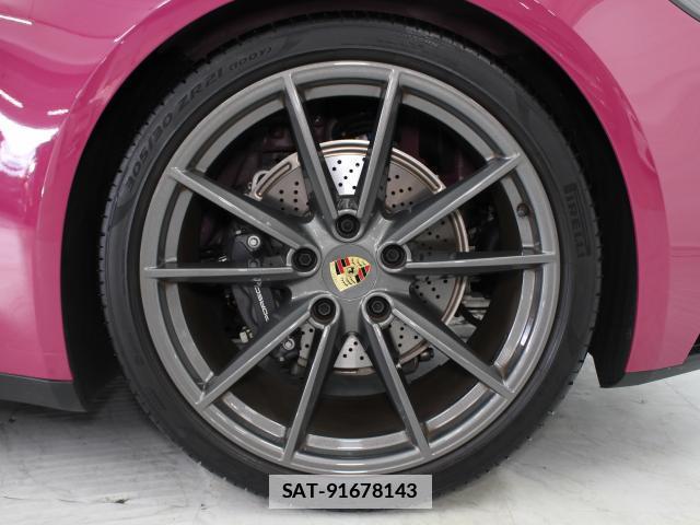 Porsche 911 2023 7802529-13