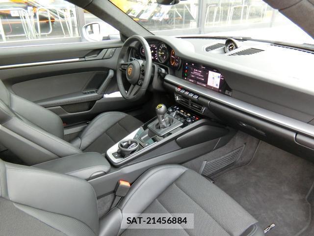 Porsche 911 2022-12 7804346-2