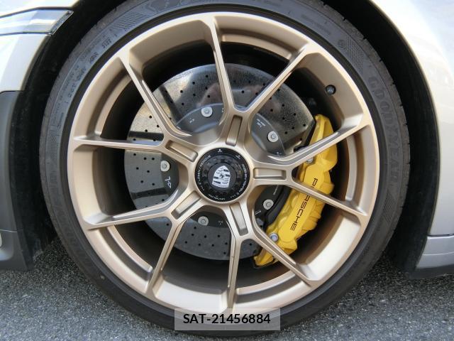 Porsche 911 2022-12 7804346-4